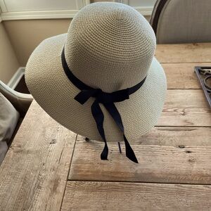 Great ladies hat lg